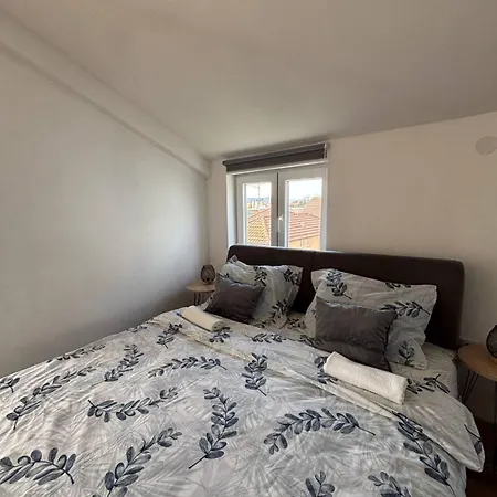 Sobe Isic * Veliko Gradište